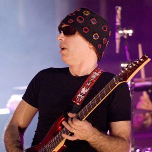Joe Satriani live 极速赛车:直播体彩赛果网 168官方极速一分钟赛车号码、历史结果-精准走势查询 playing on stage